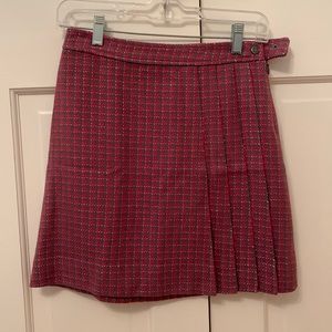 Brooks Brothers girls fleece skirt. Size 12 with zipper up the side. Barely worn